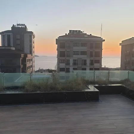 Luxury Rooftop Loft On Bagdat Street Seaside Appartement